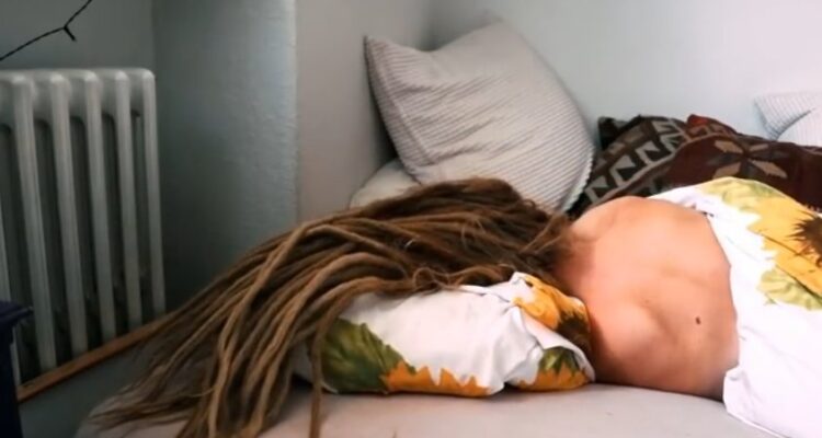 How To Sleep With Dreadlocks