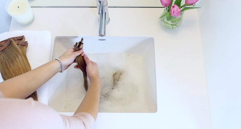 Step-by-Step Guide to Washing Clip-In Extensions