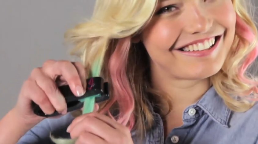 Step-by-Step Guide: How To Use Hair Chalk